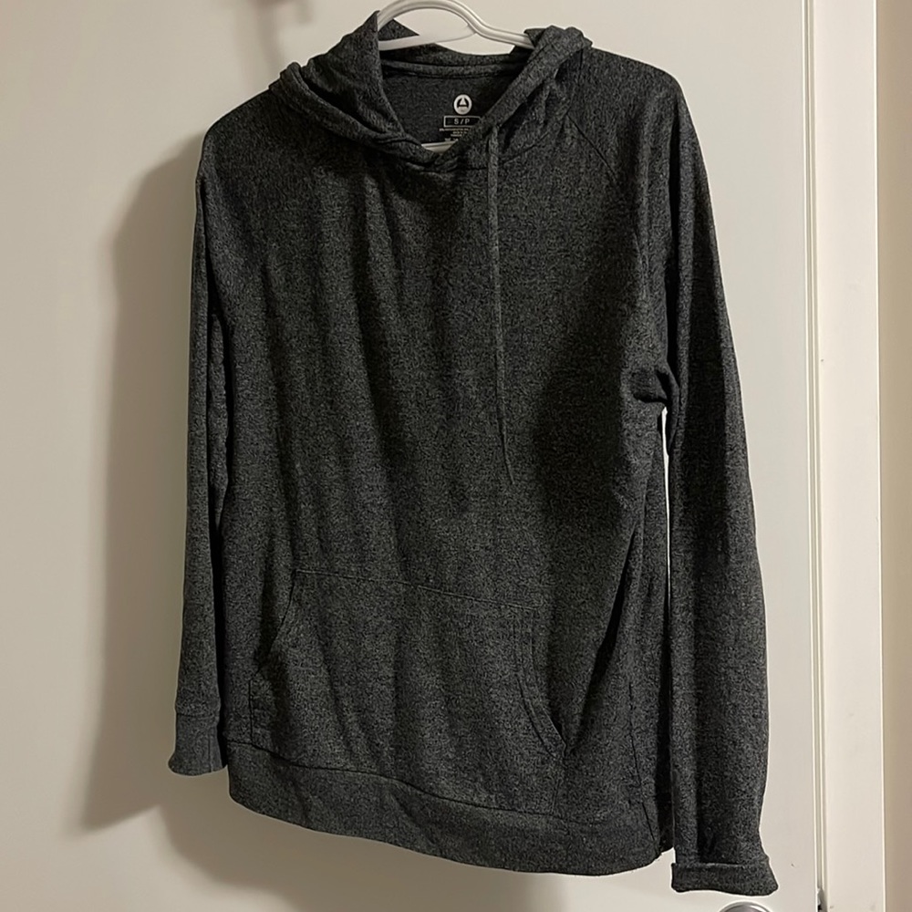 Amnesia pullover with hoodie